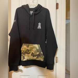 LA Angels Hoodie pullover jacket Official MLB gear size large